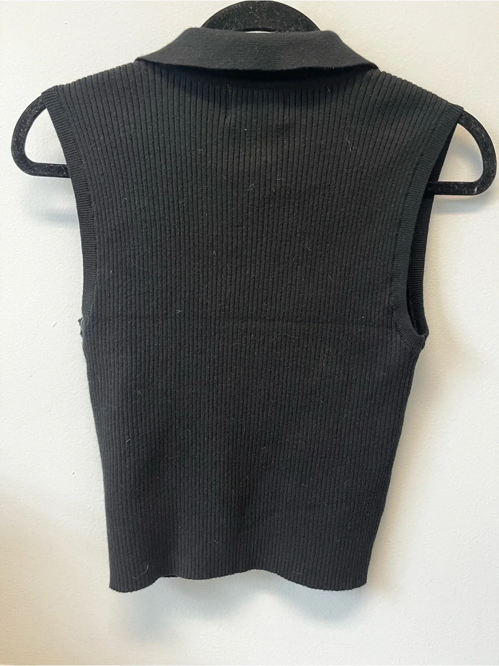 NWT Old Navy Black Ribbed Sleeveless Polo Crop Tank Sweater Top Sz M - Picture 4 of 9